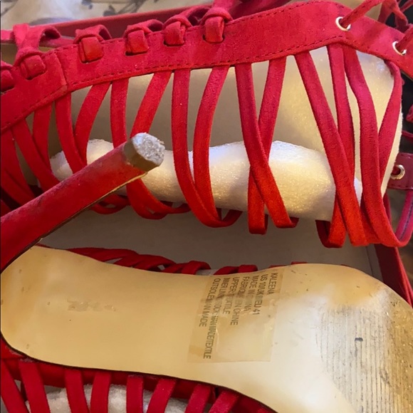 Shoes - Picture 3 of 4